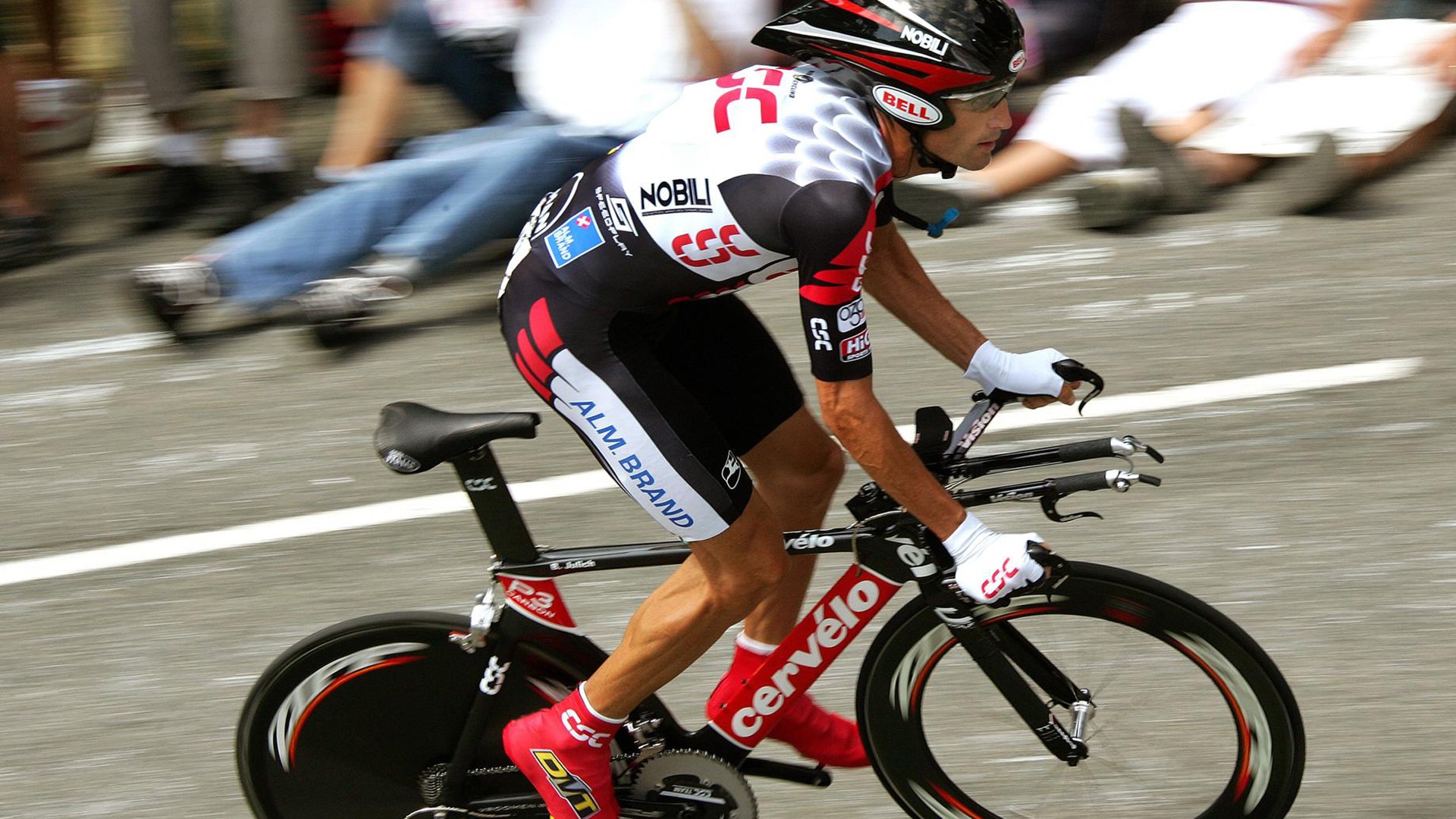 _魔术队不懈追求，训练场勤奋不止_，魔术队百度百科